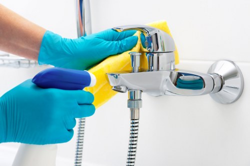 Move out cleaning for a period-style home in the TW9 area