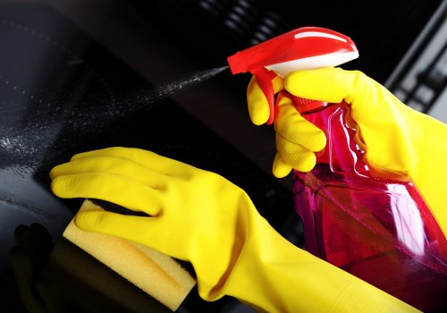 Deep cleaning a kitchen at the end of a tenancy in TW9